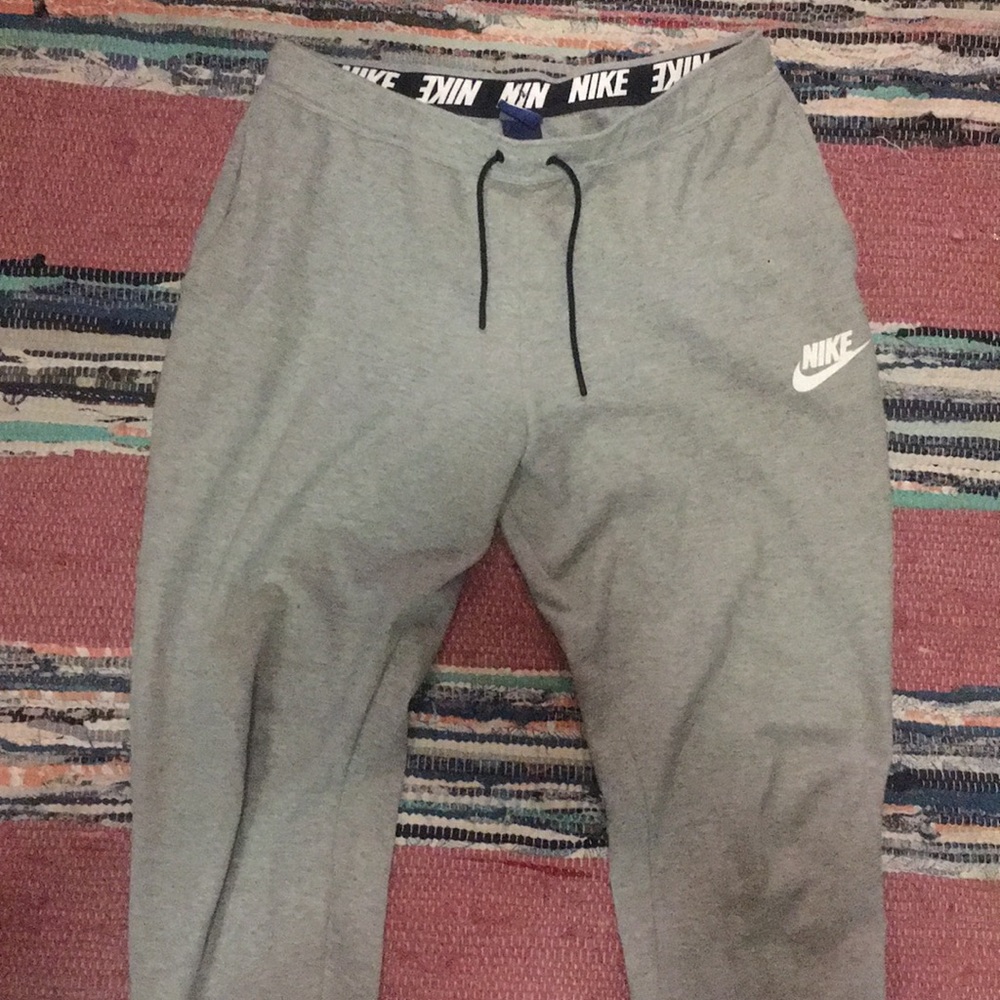 Nike joggers